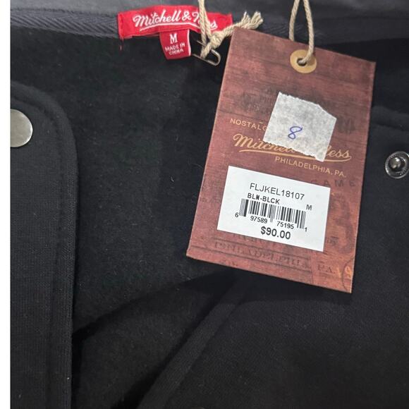 NWT! Mitchell & Ness Men's Hooded Varsity Jacket Full Snap - Size Medium - Picture 7 of 7